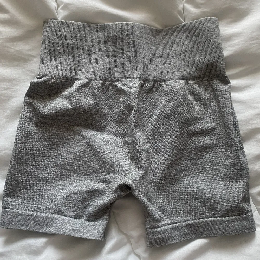 Jag säljer nu mina shorts från ICIW då de blivit för små. Inte använda många gånger alls då de var något små redan när jag köpte dem!!💕 . Jeans & Byxor.