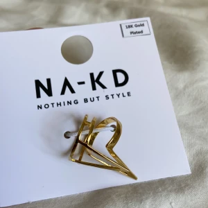 Guld ringar - 2 fina guldringar från Nakd som aldrig är använda 🌸 100kr +frakt 💕