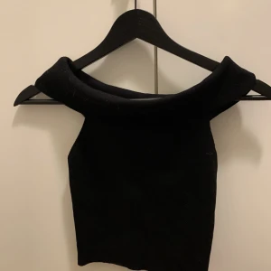 Hm topp - En topp från hm som är använd max 1 gång