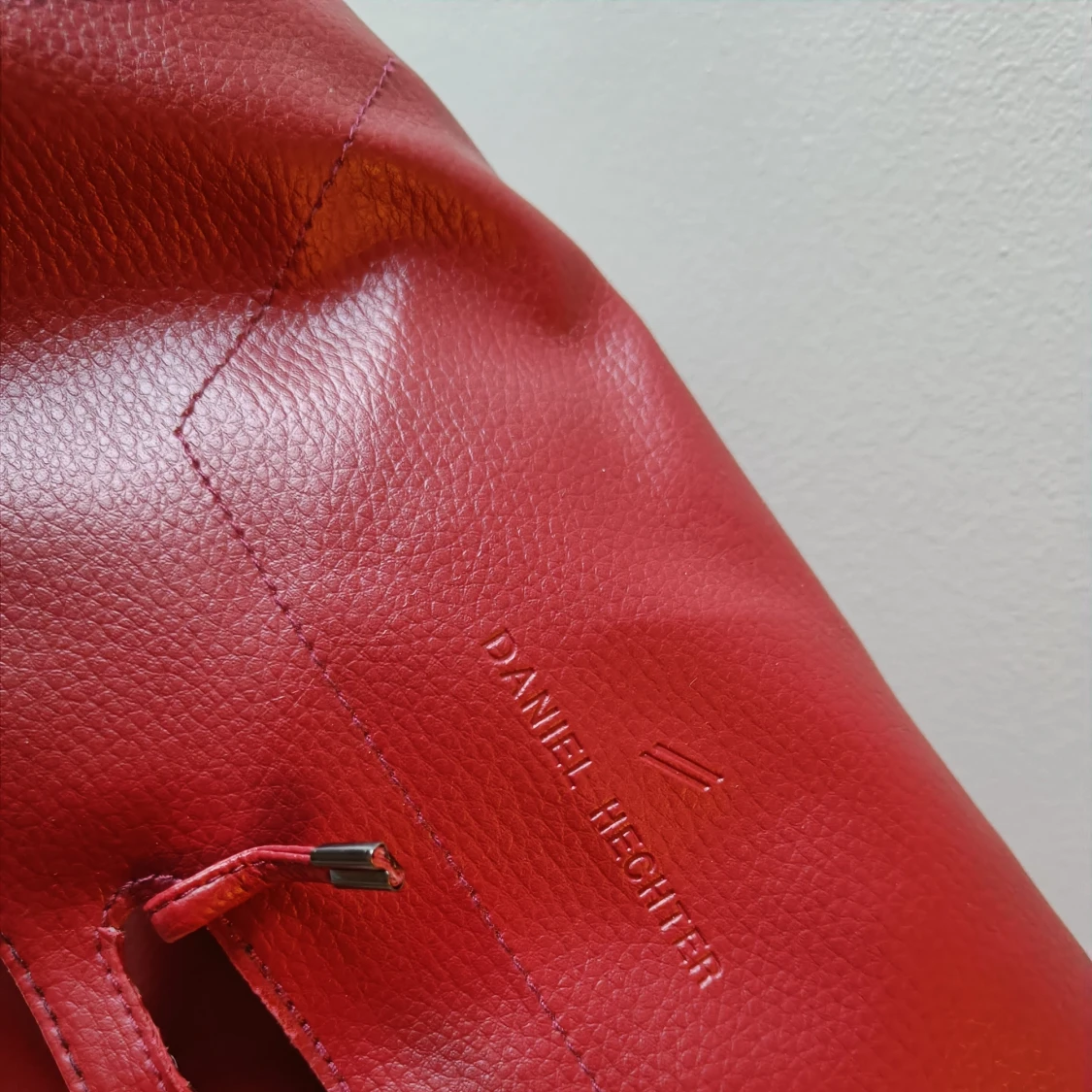 Röd skin väska  - 90