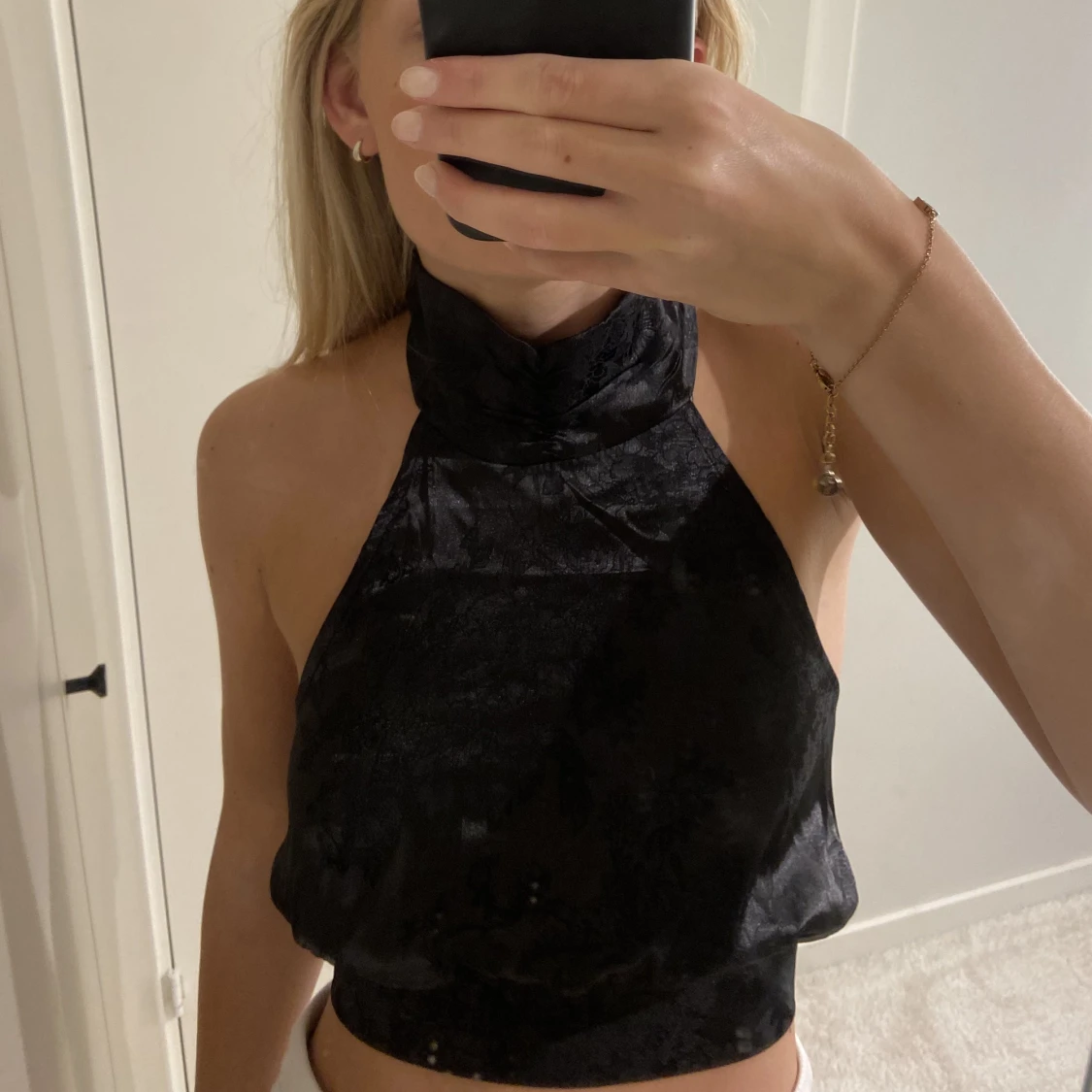 Festlig topp med öppen rygg - 90