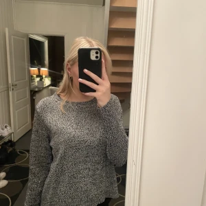 stickad tröja - grå stickad tröja 