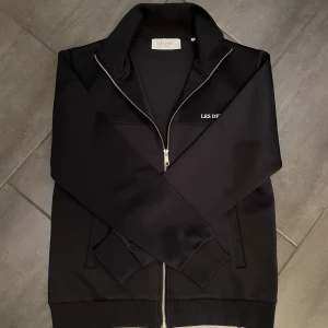 Les deux tröja - Riktigt snygg les deux tröja! Nyskick! Nypris: 899kr