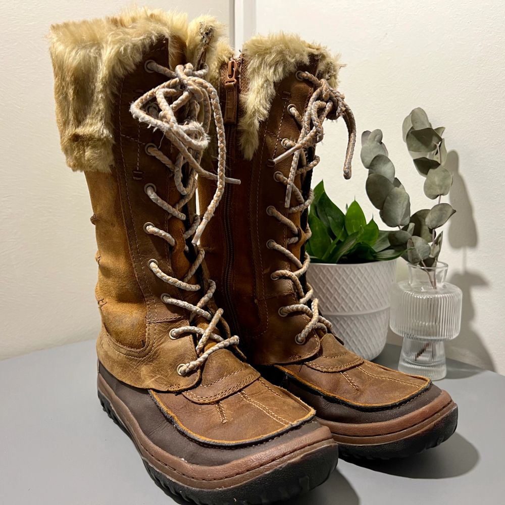 Merrell Women's Leather Waterproof Winter Boots Size 38 . Skor.