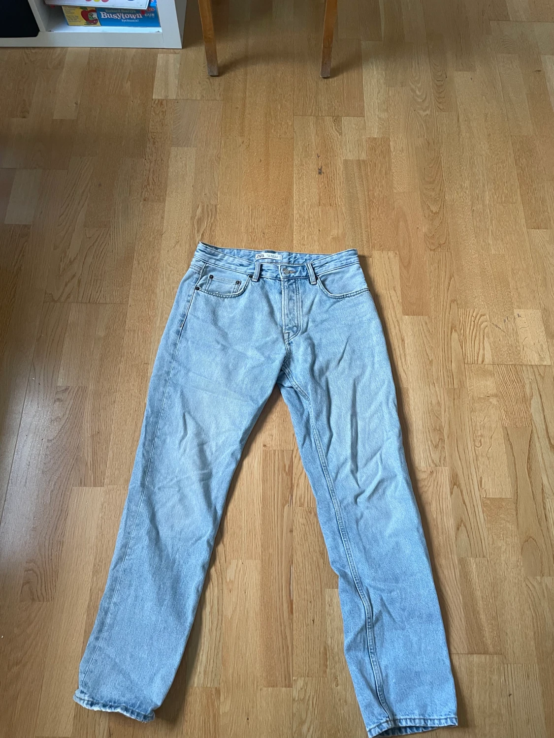 Ljusblåa jeans  - 90