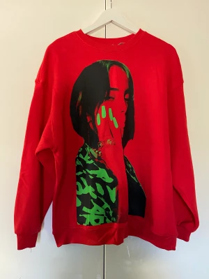 Billie Eilish collage tröja  - Billie Eilish collage tröja. 