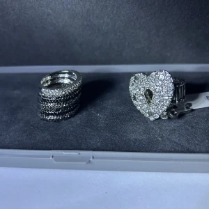 Ringar  - Tänk på dina nära och kära med dessa vackra ringar