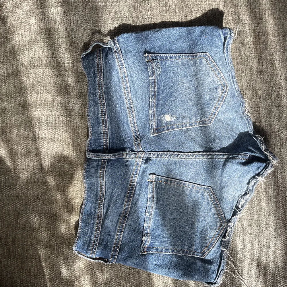 Shorts from Hollister. Work a few times but very good condition.. Shorts.