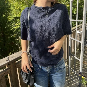 Fin tröja från Zara - Säljer denna fina tröja från Zara då den inte längre kommer till användning💕