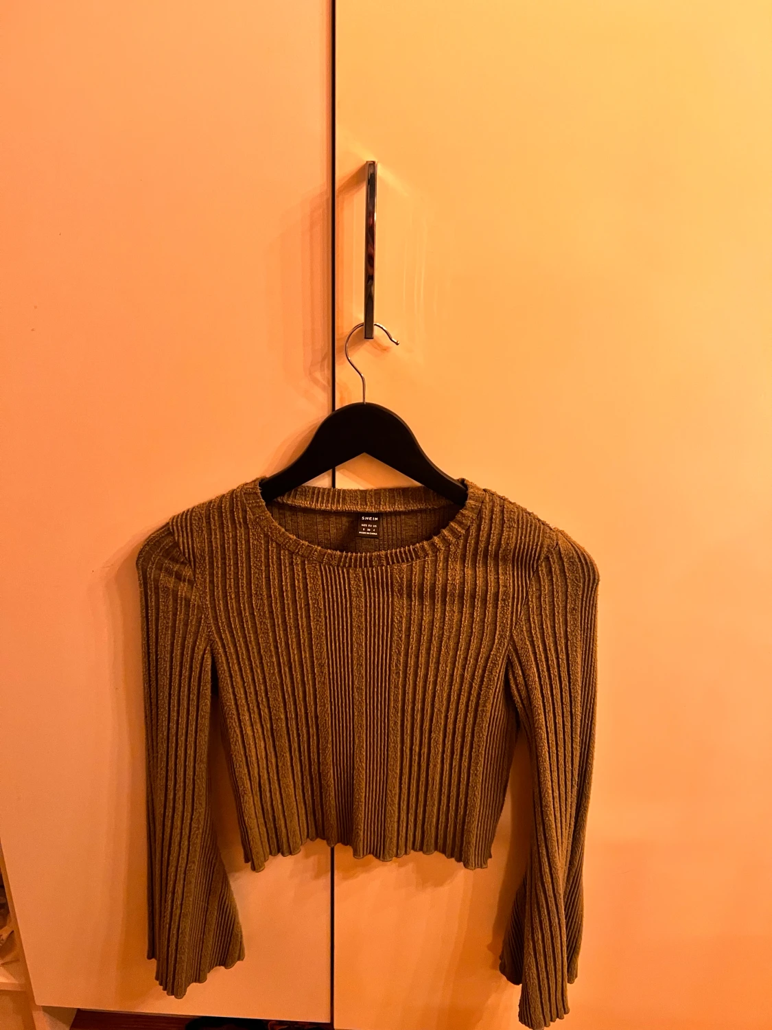 Croppad långärmad top