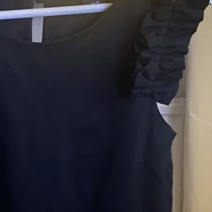 Söt linne  - Söt linne från Lindex, inga difekter strl s/xs 