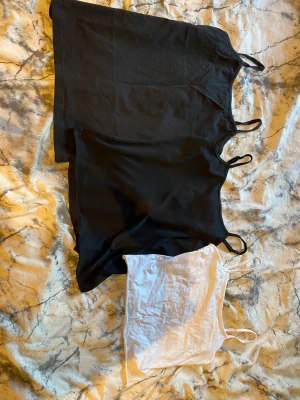 3 pack linnen  - Tre pack linnen för billigt pris dock är alla linnen inte lika långa