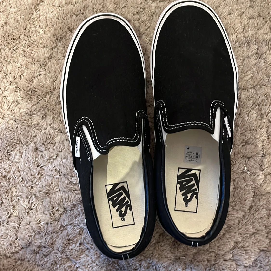 Svarta band skor  - 90