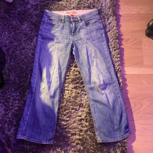 Rhinestones espirit jeans  - Espirit baggy jeans med rhinestones i storlek M💗 Köparen står för frakten!
