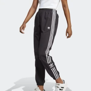 Adidas track pants - Adidas lock-up track pants i stl 38, fint skick  290kr