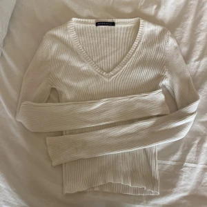 långärmad tröja  - jättefin brandy tröja som jag säljer då jag har två likadana. knappt använd & i bra skick. skriv om du har frågor😊💕