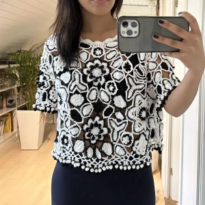 zara topp  - 🤍🖤