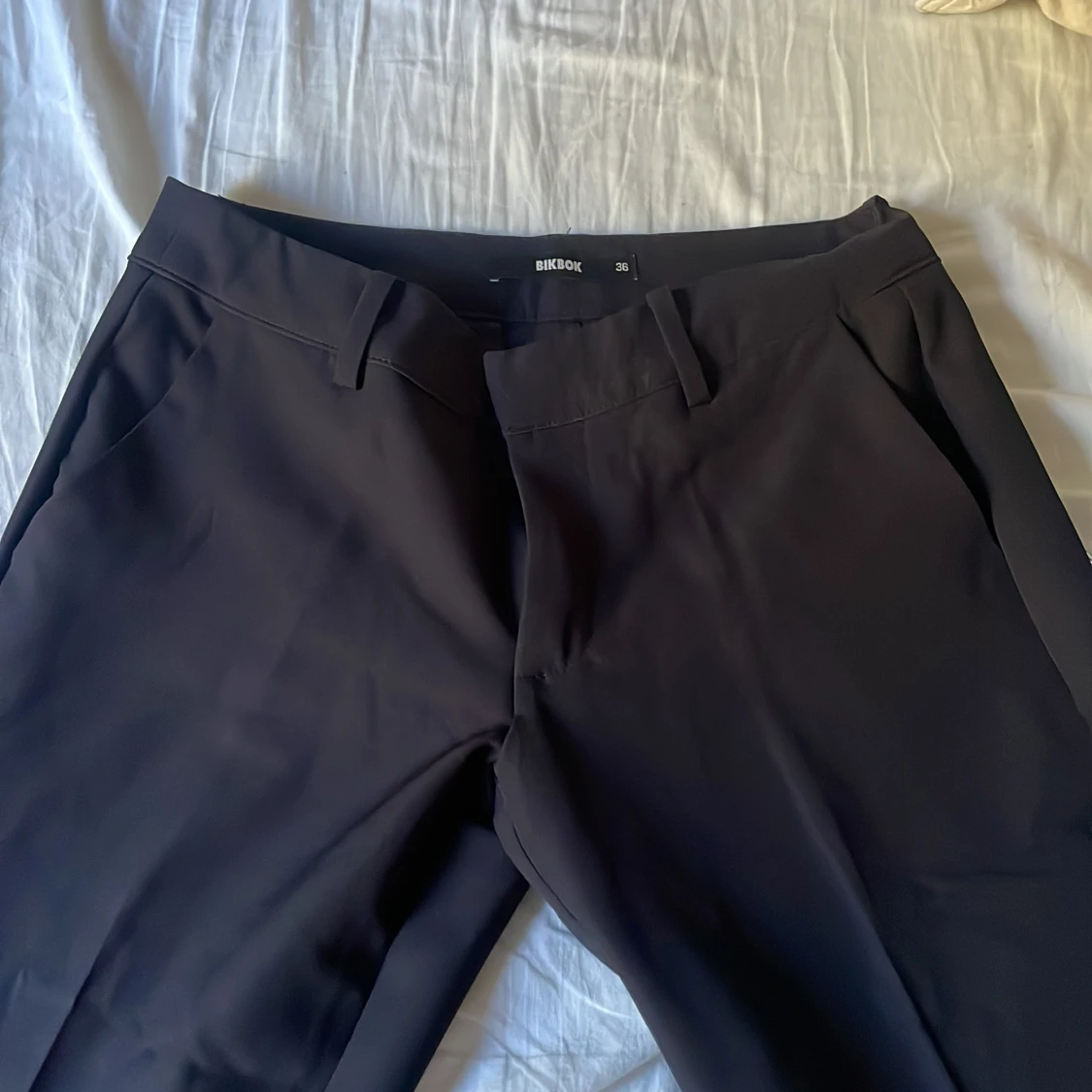 Lågmidjade kostymbyxor  - 91