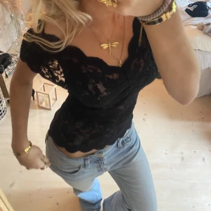 Spets topp - SUPER snygg topp!