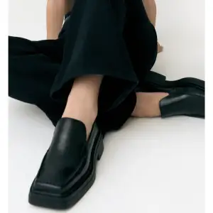 Loafers från vagabond i modellen Eyra, kommer tyvärr inte till användning längre… slutsålda online!