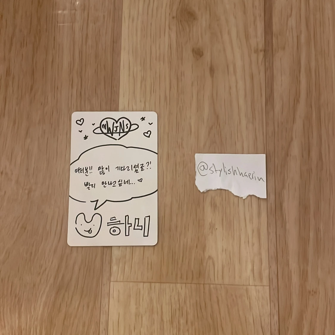 Hanni bluebook photocard - 90