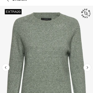 Stickad tröja  - Super fin stickad tröja❤️ skriv för fler bilder finns även en blå på min profil ❤️