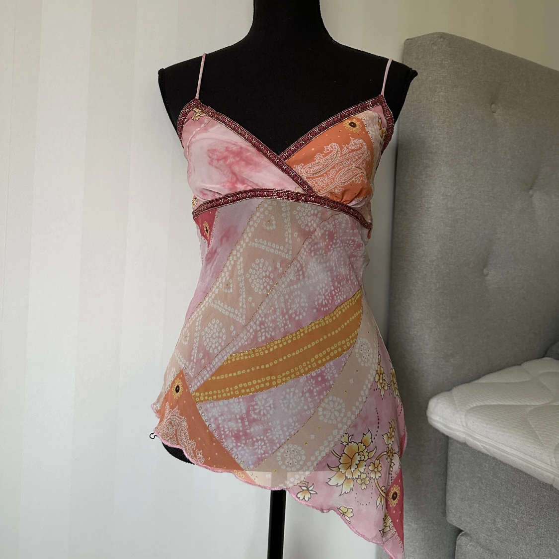 Y2k 00-tal rosa linne strl S