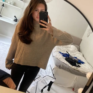 Stickad tröja  - Stickad tröja från Hm