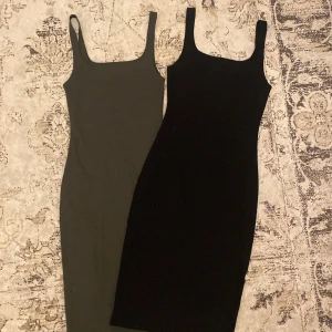 Zara klänningar midi - Klänningar från zara i storlek S. 50kr/st