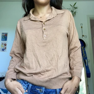 Brun tröja! - Så söt brun tröja! 