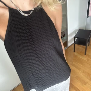 Linne - Säljer detta super fina linnet från Cubus i storlek 36💕