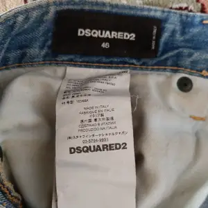 Knappt använd dsquared 2 Jeans  Passar dig som är ungefär 178-181