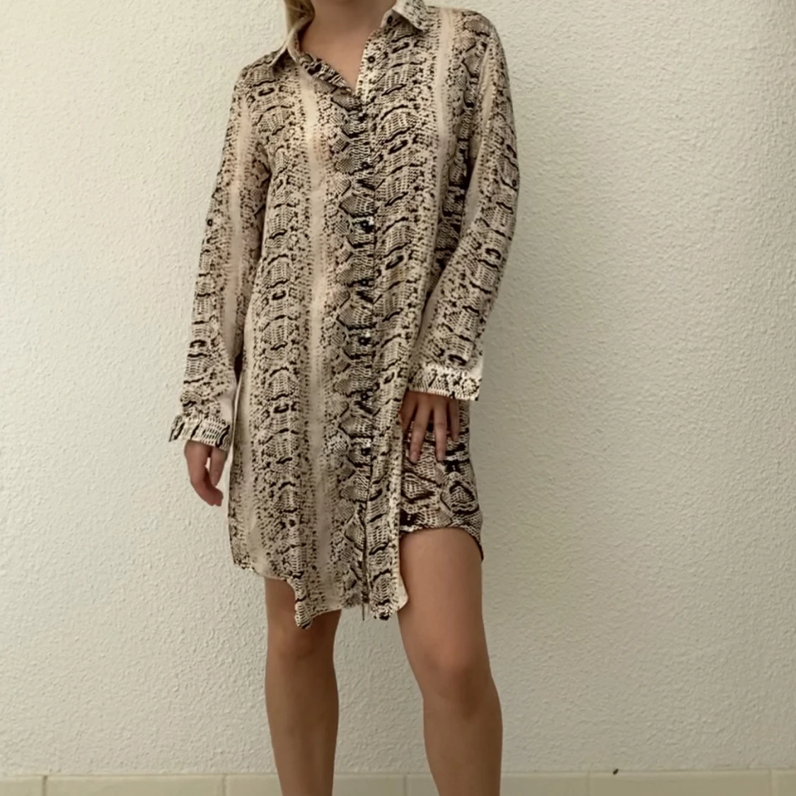 Klänning med Ormskinnsmönster - 91