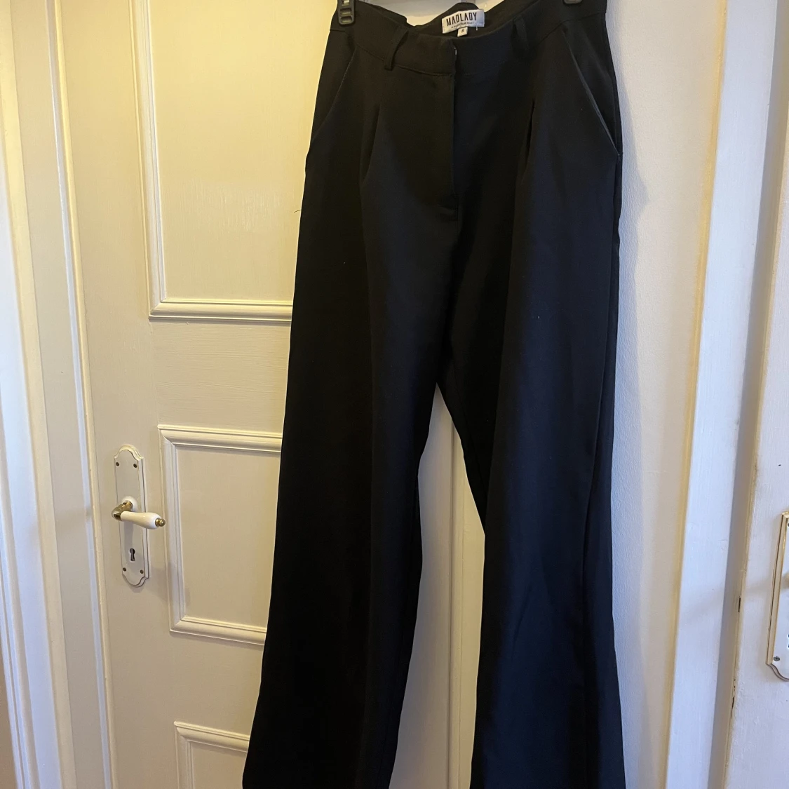 Kostymbyxor madlady