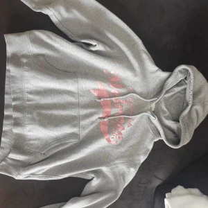 Hoddie - Hoddie, storlek M 