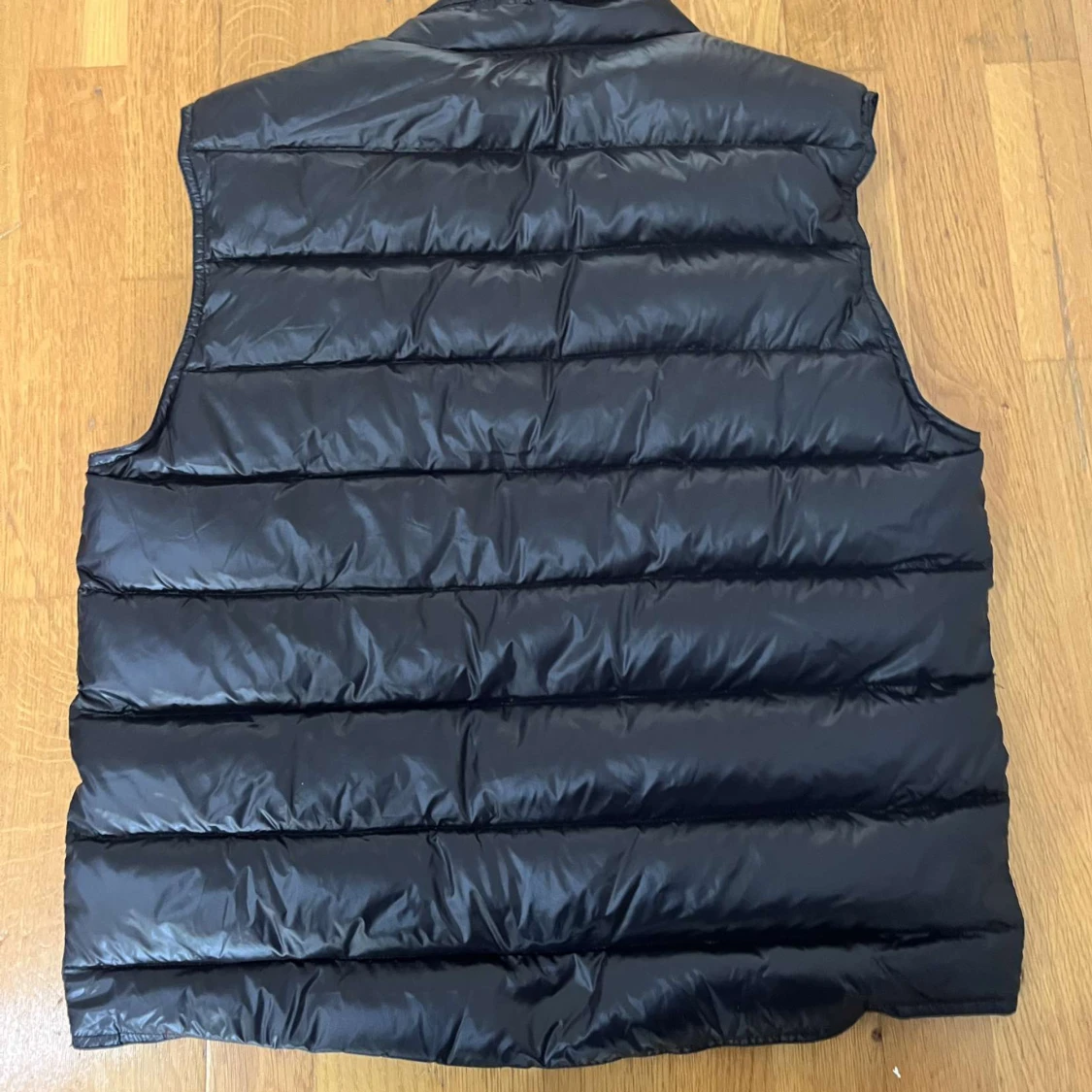 Moncler väst storlek S - 91