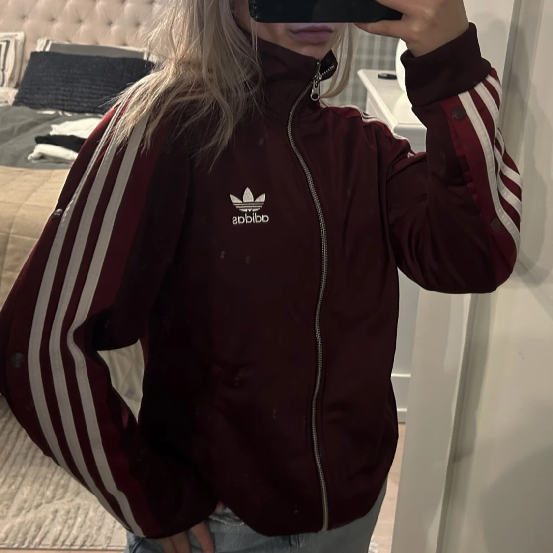 Vinröd adidas tröja/jacka - 90