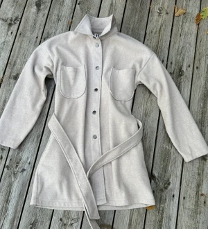 Beige kappa - Jättefin kappa som passar både på höst & vår🌸