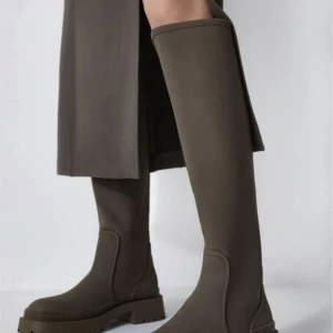 Stövlar från zara  - Snygga stövlar från Zara 