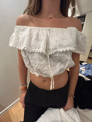 Topp - Vit tröja! Jättefin