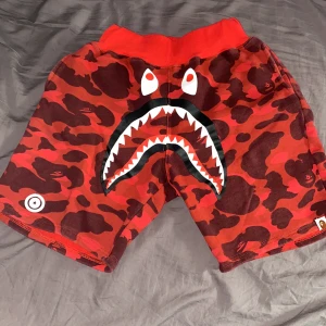 Red Bape Shorts - Säljer dom för att dom inte passade mig inte/: