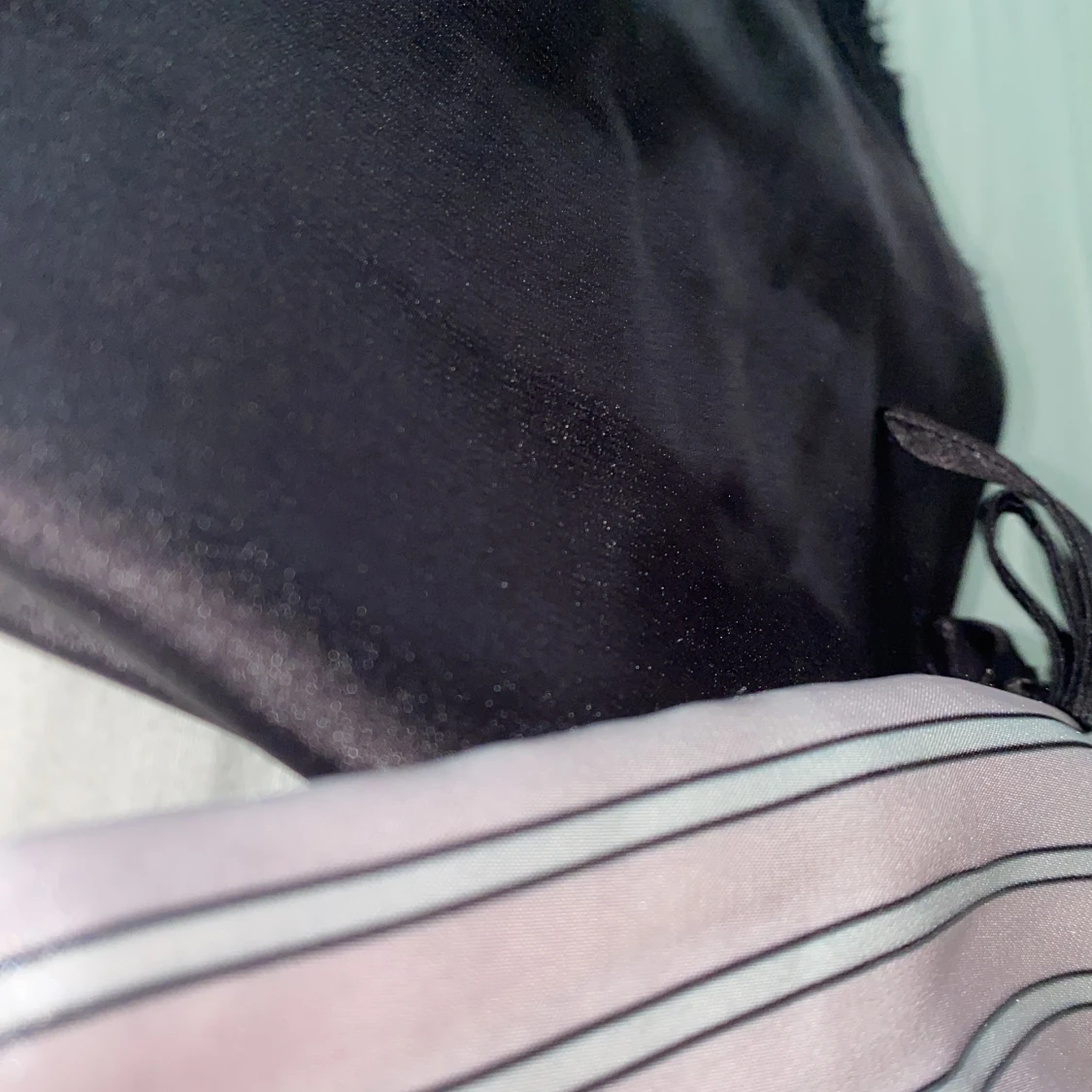 Säljer min pyjamas set de är i bra kfalitet shortsen är xs o toppen är s  - 90