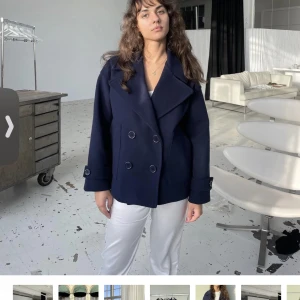 SÖKER DESIGN BY SI KAPPA! - Söker en design by si kappa i blå, xs!🩵 har tänkt mig runt 500kr!🩵