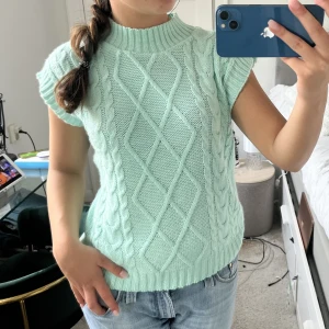 Stickat!  - As cool och snygg topp!