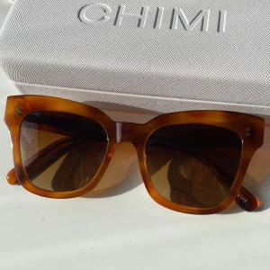 Chimi  - Hej jag säljer mina superfina Chimi 07! Dem passar till allt men jag säljer dem då jag känner inte att dem passar min stil!