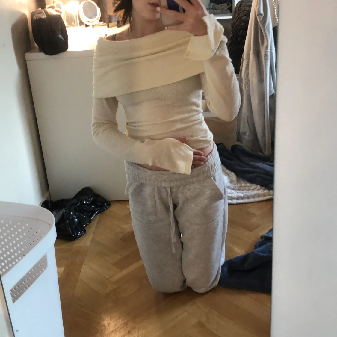 Off shoulder-tröja - 91