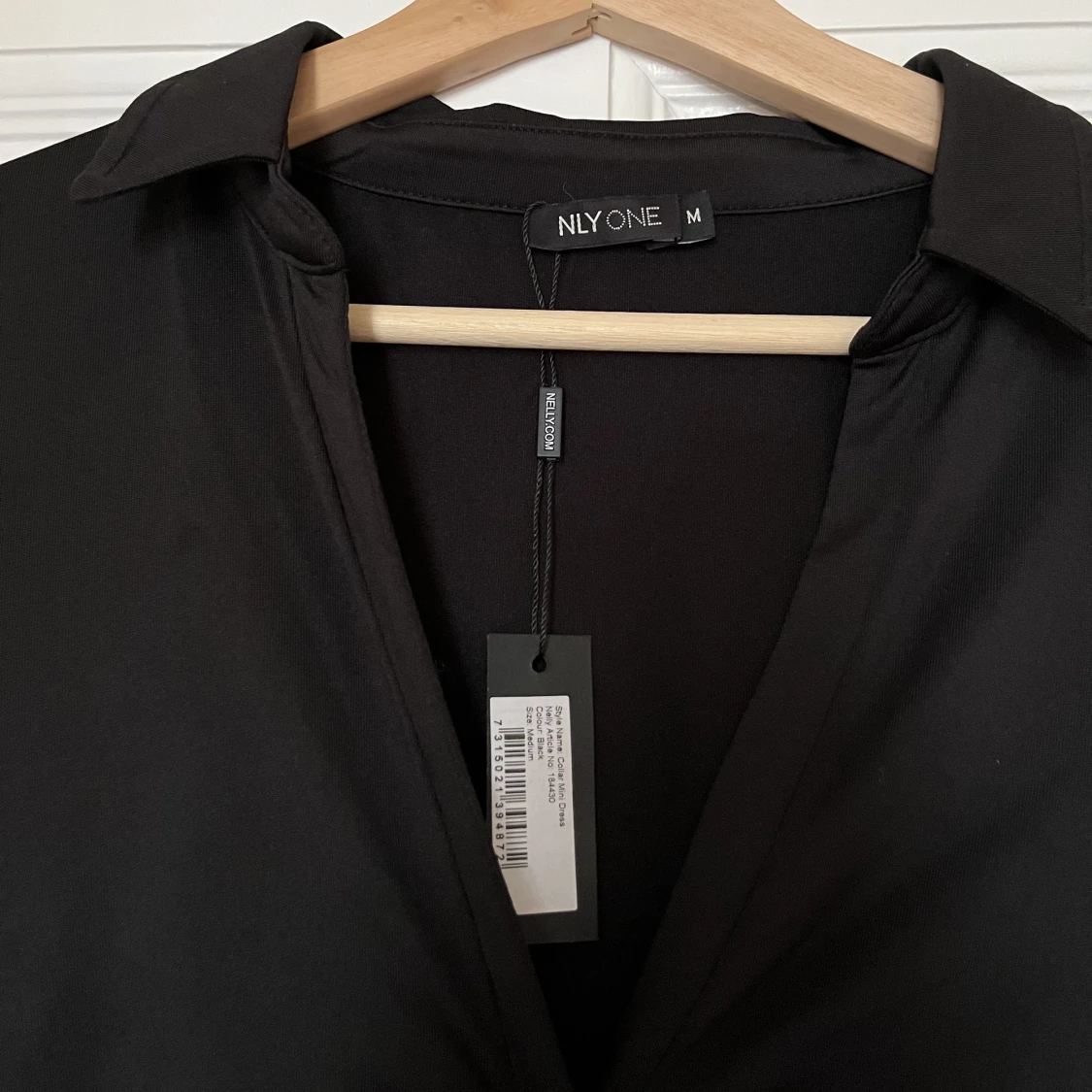 Oanvänd klänning Nelly - 90