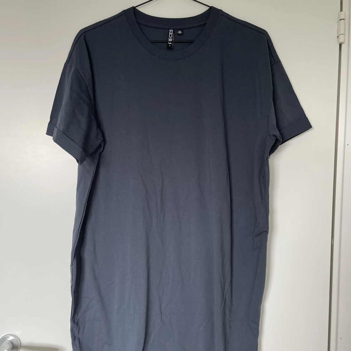 Marinblå t-shirtklänning - 90