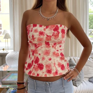 Korsett - Säljer denna super snygga korsett😍