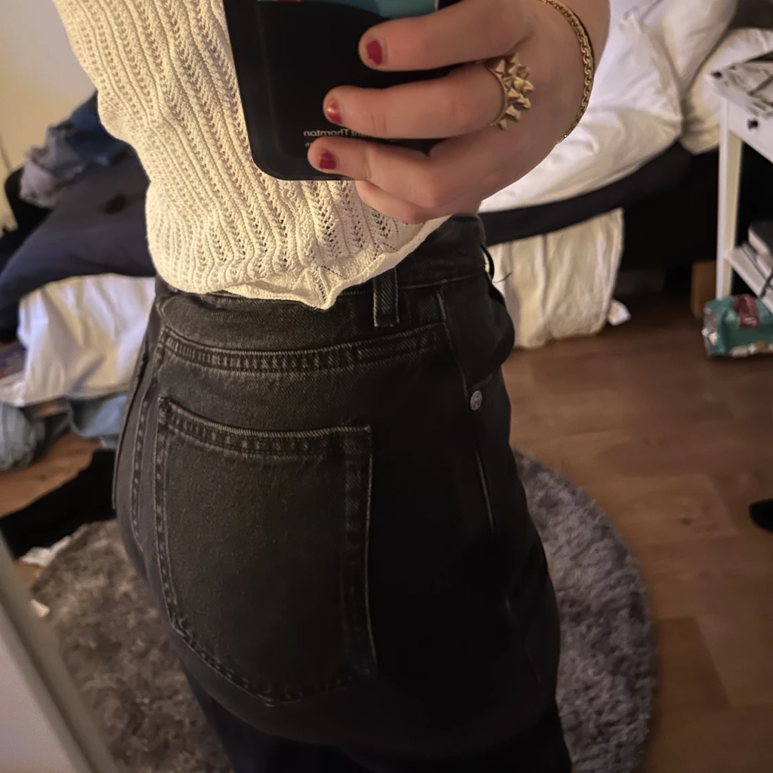 Svarta jeans ifrån BiKBok, highwaist! - 90